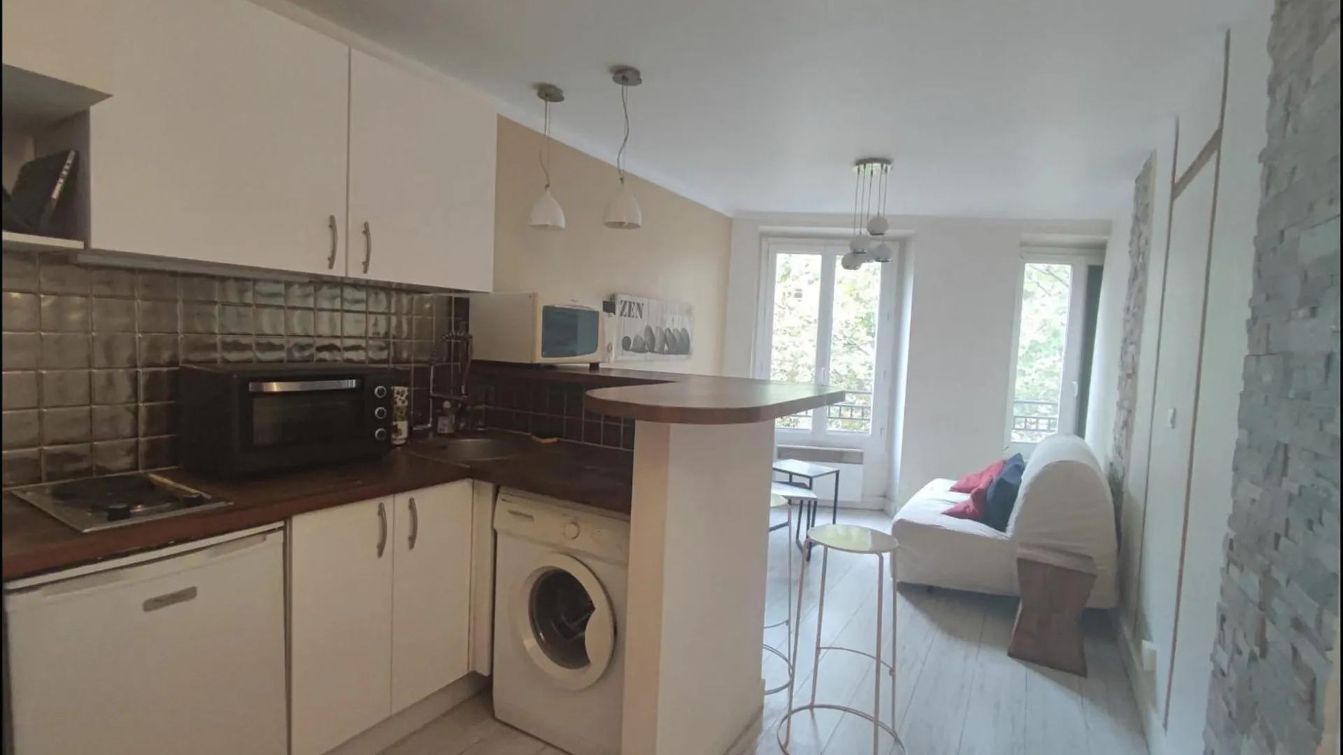 Studio Near Montmartre And Place De Clichy, Bright Sunny 4Th Floor Διαμέρισμα Παρίσι 0*,  Γαλλία